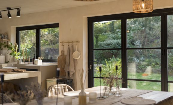 _ASP3148.LowRes Bifold window