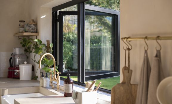 _ASP3167.LowRes Bifold window