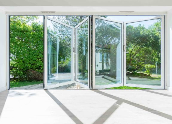 air-aluminium-bifold-doors-everglade-windows-wembley air-aluminium-bifold-doors-everglade-windows-wembley