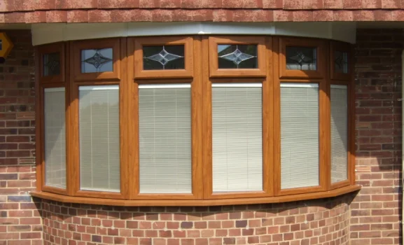 wooden-bay-window wooden bay window